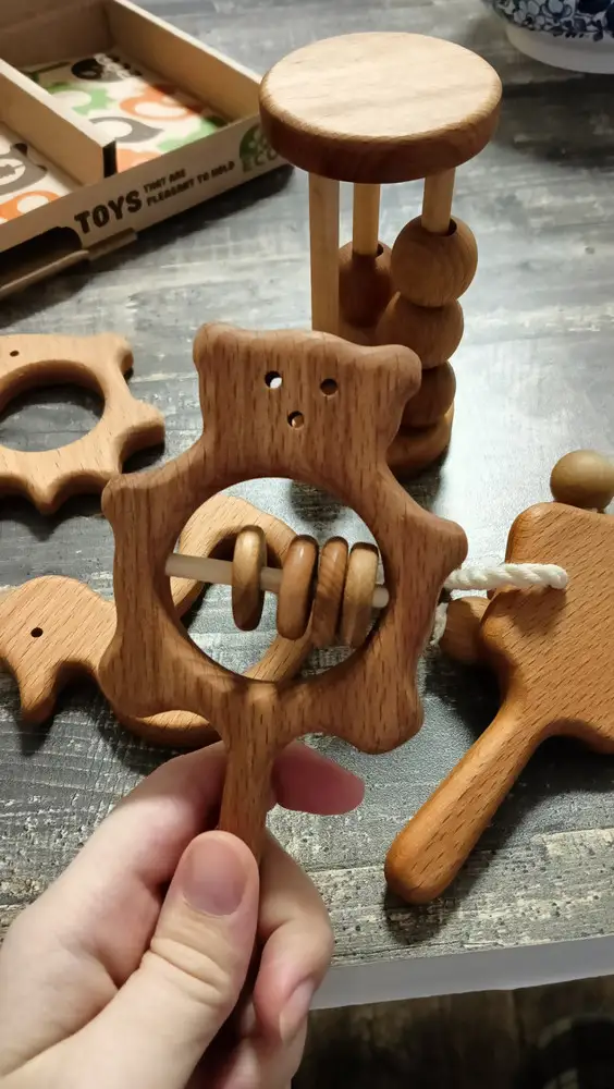 погремушка, что подарить ребенку