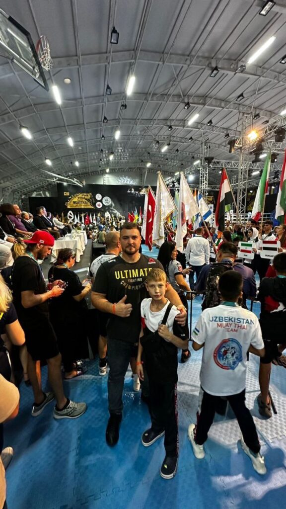 Юный амурчанин стал лучшим в мире тайских боксером