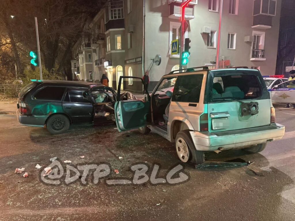 Есть пострадавшие: жесткое ДТП произошло в центре Благовещенска