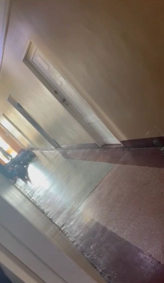 Педагог издевается над вопитанниками