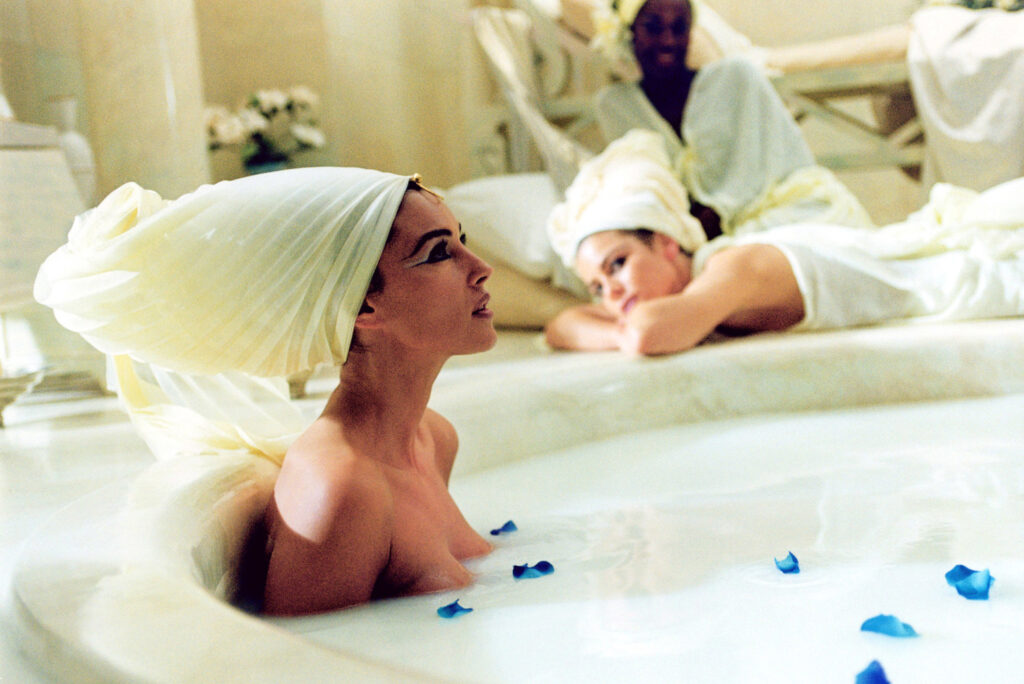 Клеопатра, молочная ванна, ванна Клеопатры