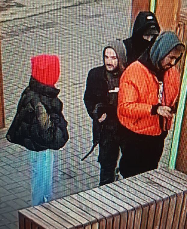 В Благовещенске ищут расклейщиков новогодних объявлений