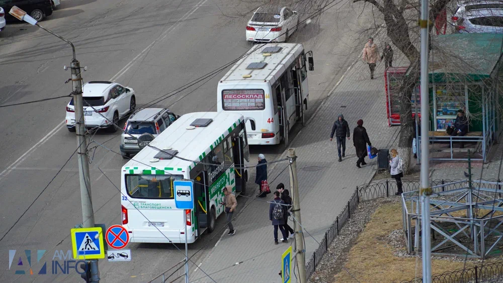 В благовещенске часть городских автобусов изменят маршрут
