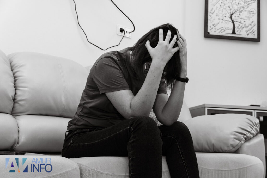 «Спим под тремя одеялами»: жителей благовещенской пятиэтажки оставили без тепла 10 дней назад