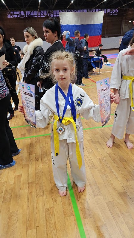 Амурские ребята завоевали 24 медали в соревнованиях по тхэквондо в Приморье