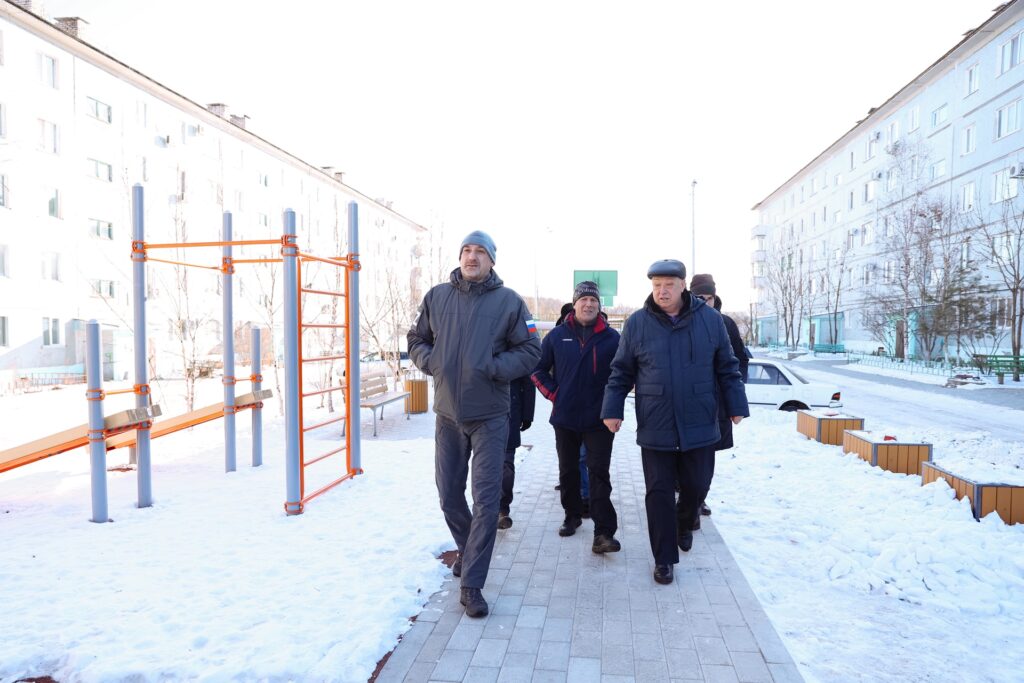 Амурский губернатор побывал в Прогрессе