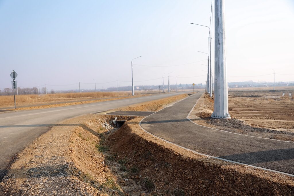 Дорога, тротуар