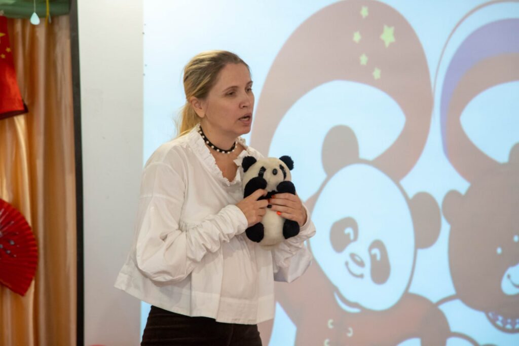 В детсадах Благовещенска начали учить китайский язык