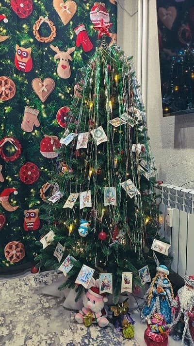 Как украсить елку?: подборка идей от Амур.инфо