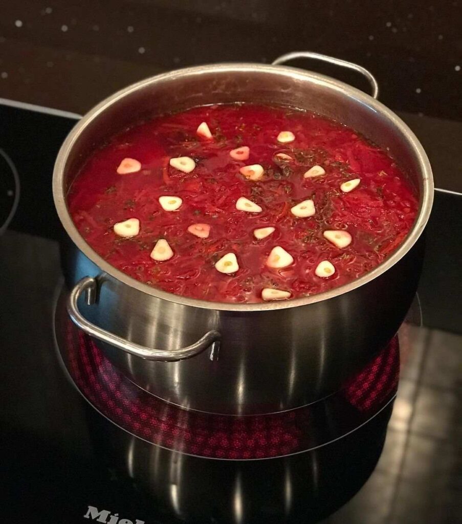 борщ с черносливом, борщ без мяса, рецепт борща