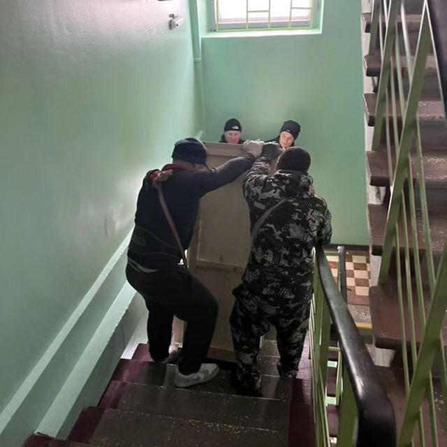 грузчики, работа грузчиком, истории про грузчиков, переезд