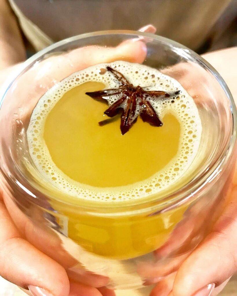 имбирный чай с облепихой, рецепт имбирного чая, имбирный чай польза, чай с имбирём