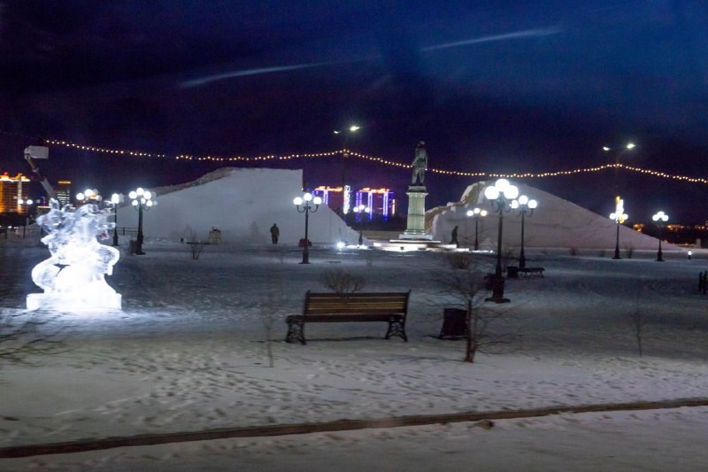 Мэр Благовещенска пообещал открыть горки на набережной к 23 декабря