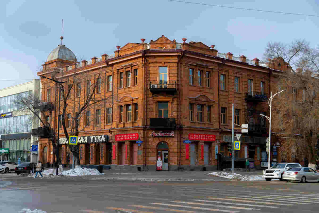 Кафе китайской кухни Благовещенск, старинные здания Благовещенска