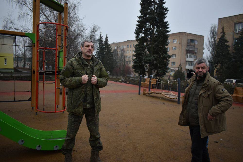 Василий Орлов побывал на подшефных Амурской области территориях в ДНР