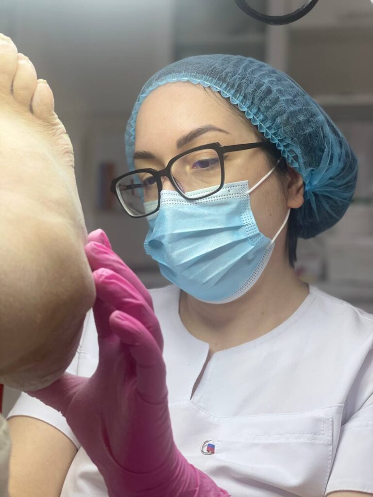 подолог, специалист по стопам