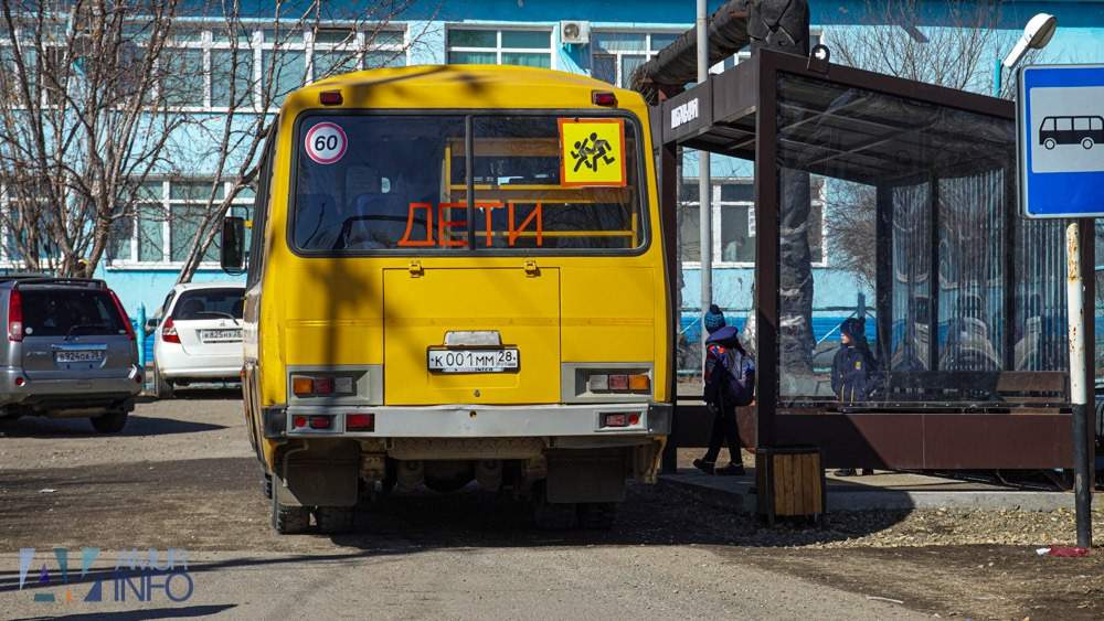 десткий автобус, дети в школе, школьный буллинг