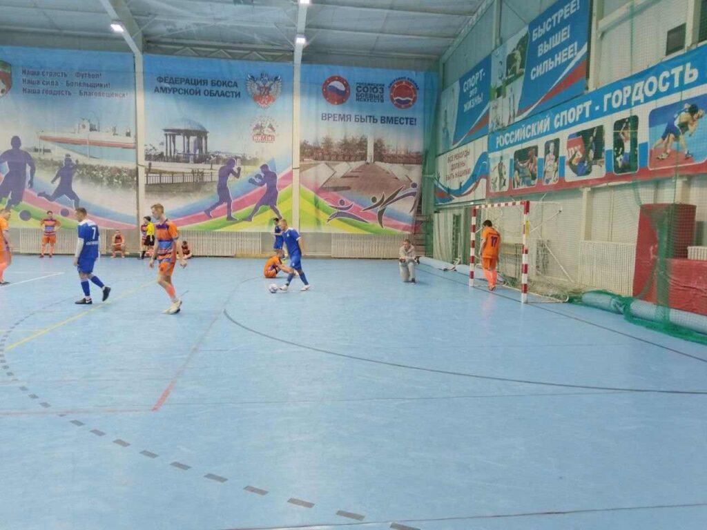 Амурские футболисты борются за один миллион от губернатора Приамурья