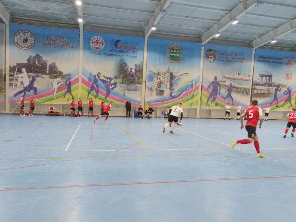 Амурские футболисты борются за один миллион от губернатора Приамурья