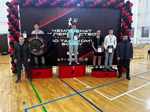 Почти сотню медалей раздали на соревнованиях по муай-тай в Белогорске