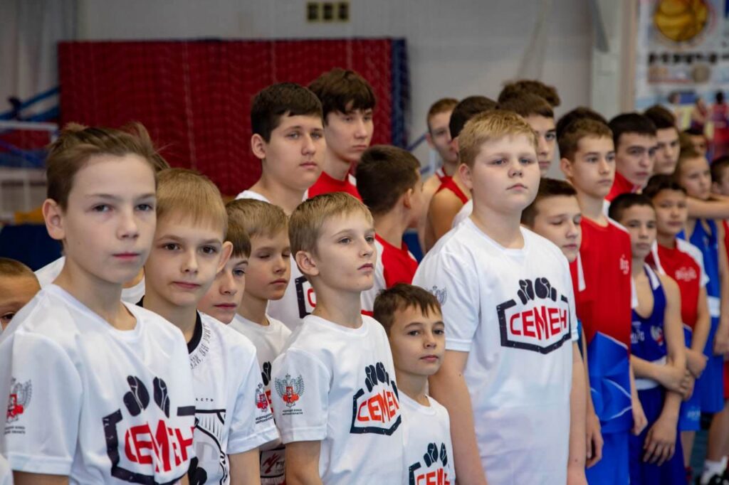 Соревнования по боксу