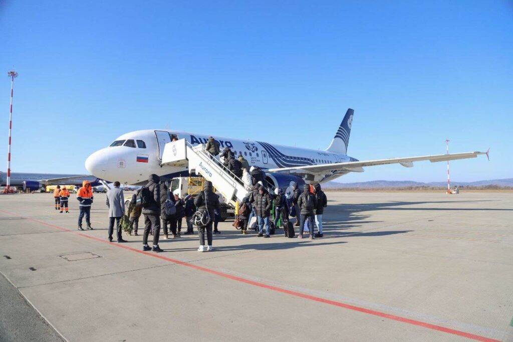 Единая дальневосточная авиакомпания поздравила своего 400 000 пассажира