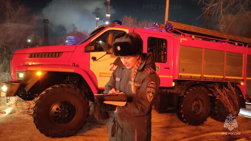 В Благовещенске второй раз загорелся нежилой дом