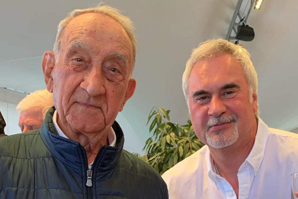 Валерий Меладзе отменил концерты из-за смерти отца