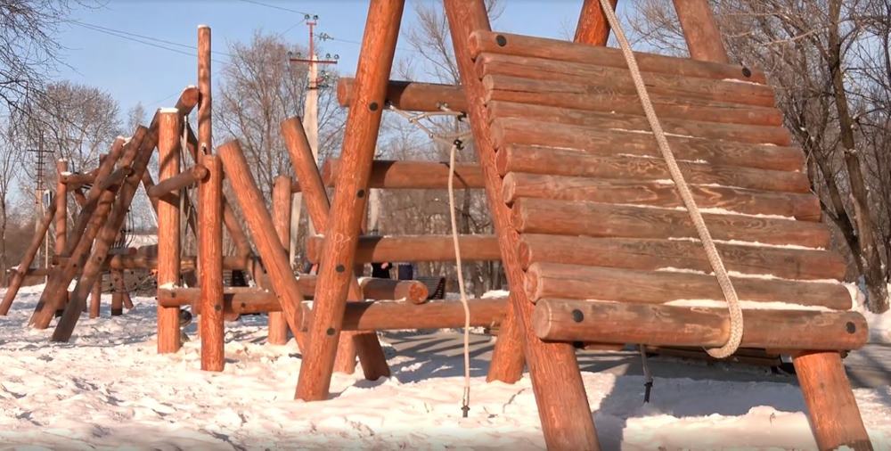Площадка вместо пустыря: в Райчихинске появилось популярное место отдыха
