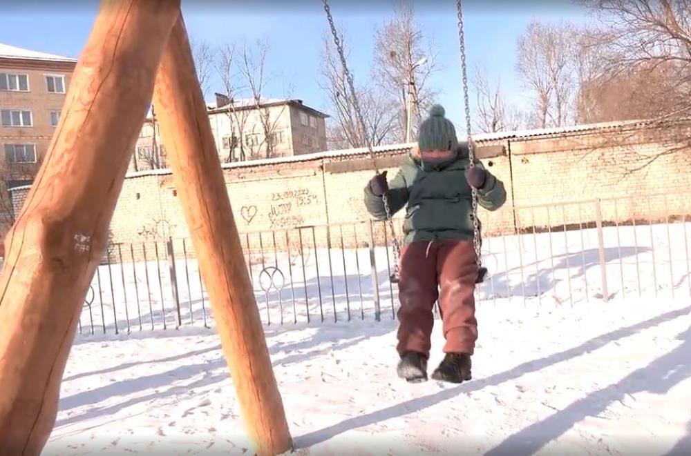 Площадка вместо пустыря: в Райчихинске появилось популярное место отдыха