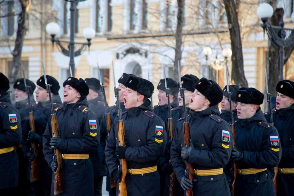 В Благовещенске почтили память погибших во время блокады Ленинграда