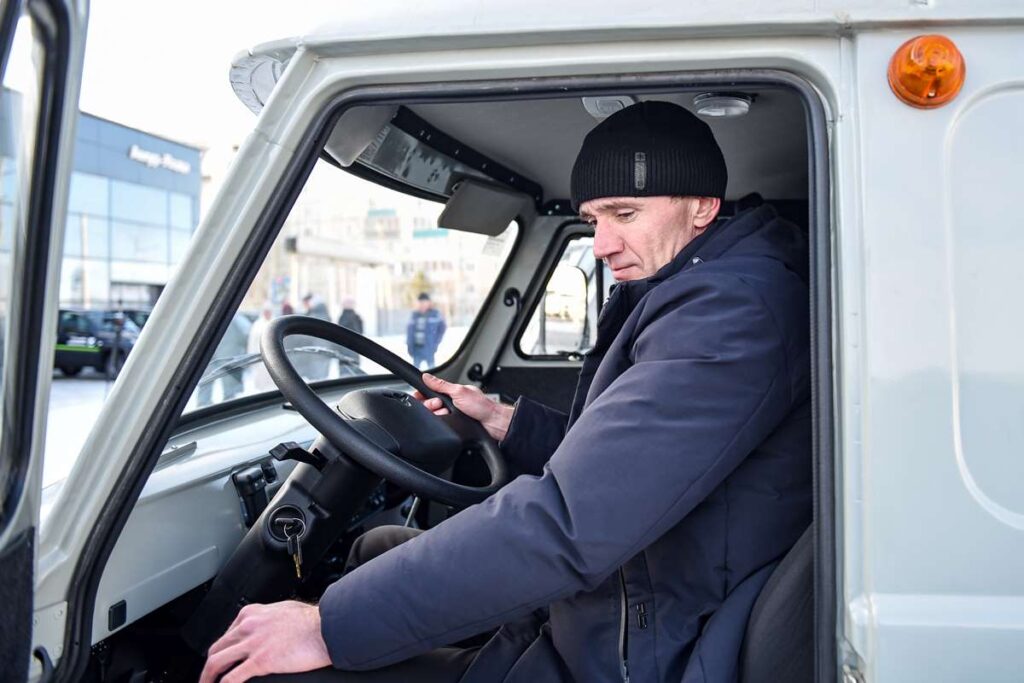 Больницы Приамурья получили новые автомобили