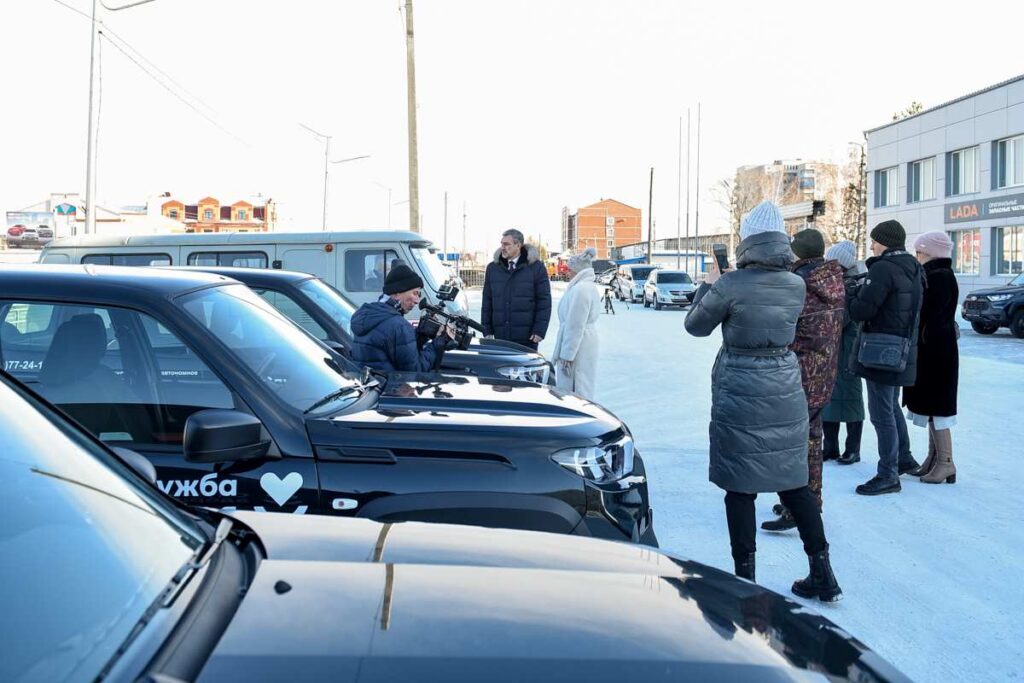Больницы Приамурья получили новые автомобили