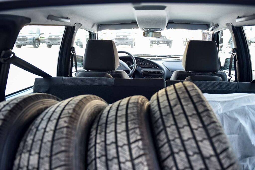 Больницы Приамурья получили новые автомобили