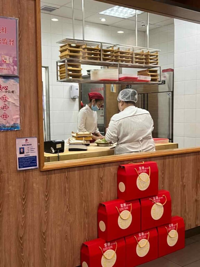 Благовещенцы рассказали, как сейчас отдыхается в Хэйхэ