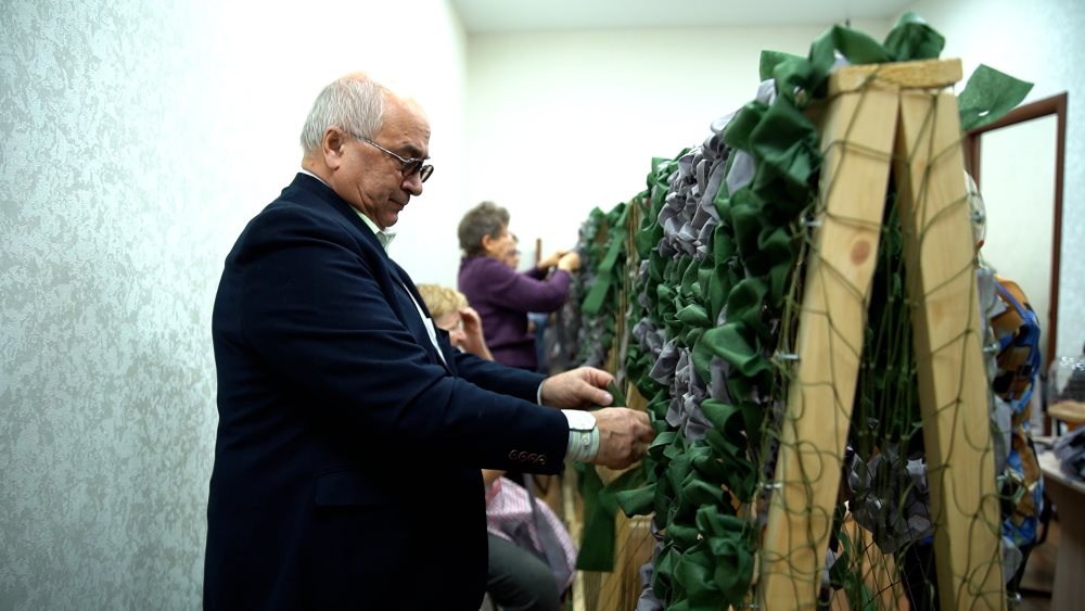 Теплые носки и сухие души: в Благовещенске активно работает «Фабрика для СВОих»