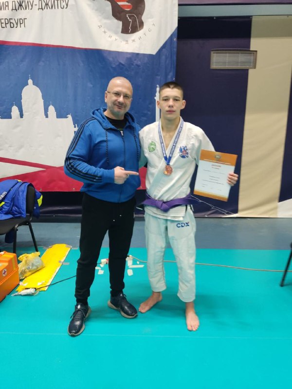 Вырвал победу: амурский спортсмен вернулся из северной столицы с медалью