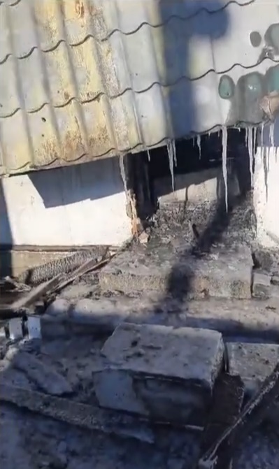 Повезло с соседом: в Усть-Ивановке люди чудом остались живы благодаря амурскому пожарному