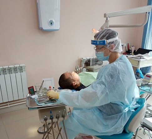 Как связаны зубной налет и болезни легких: что вы не знали о гигиене полости рта