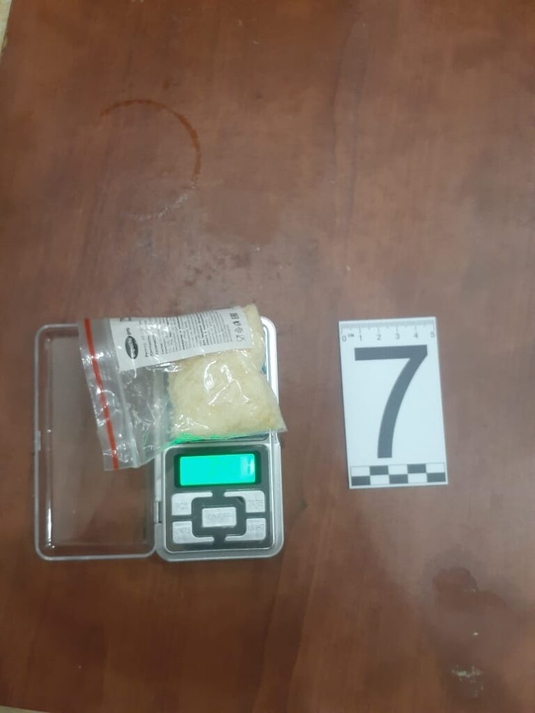 В Чигирях задержали группу наркоторговцев