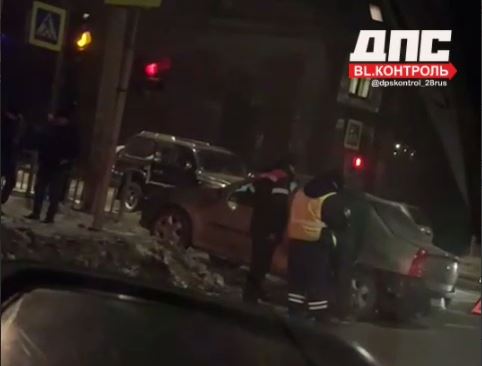Благовещенца сугроб спас от больших выплат