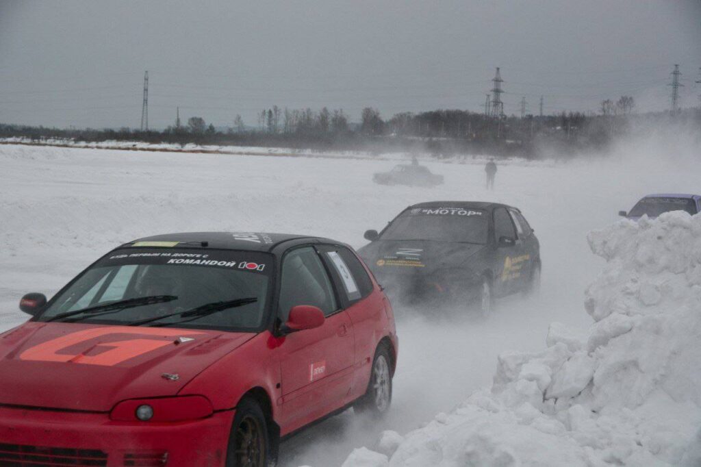 Весь пьедестал областного чемпионата по автогонкам заняли благовещенцы