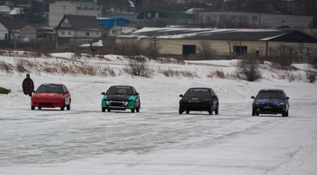 Весь пьедестал областного чемпионата по автогонкам заняли благовещенцы