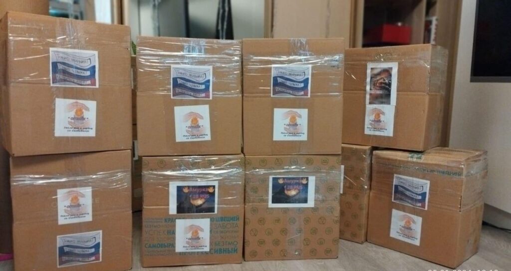 И напоит, и согреет: в Свободном волонтеры делают окопные свечи для бойцов СВО