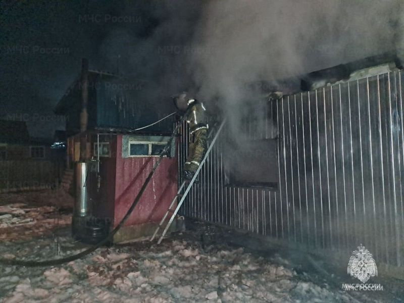 Погибли двое: в Белогорске тушили пожар