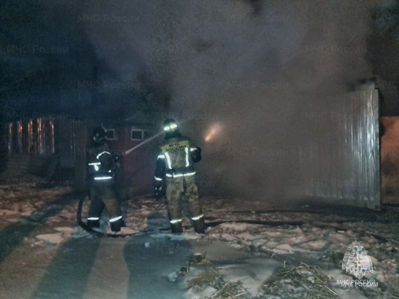 Погибли двое: в Белогорске тушили пожар