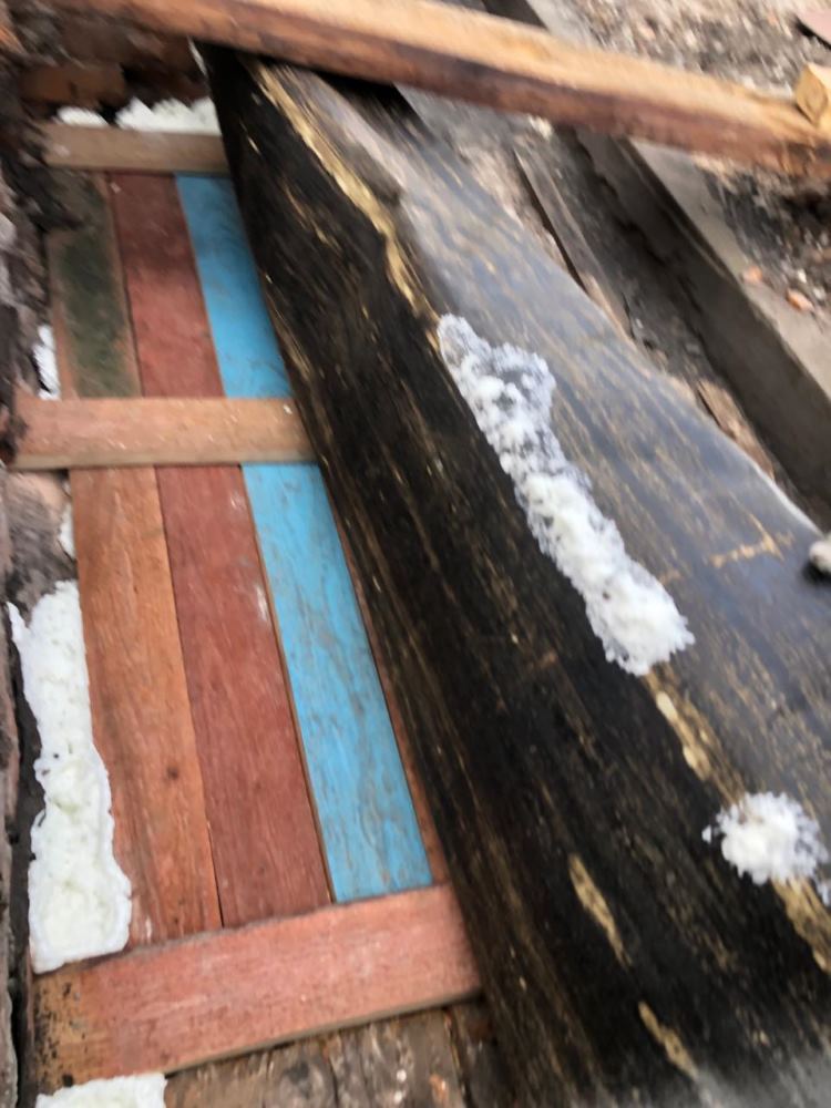 Благовещенска с помощью настойчивости и жилинспекции избавилась от дыры в потолке