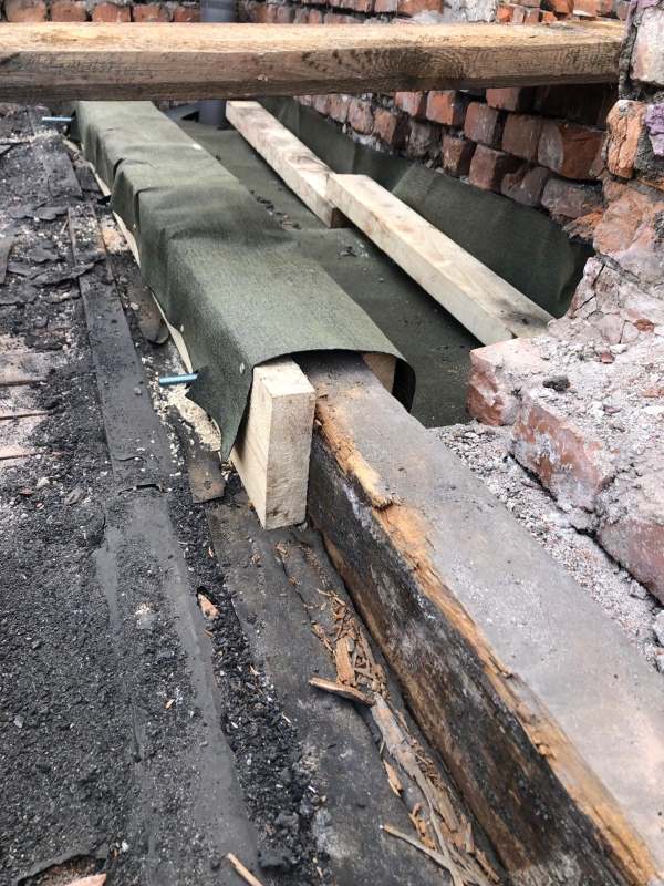 Благовещенска с помощью настойчивости и жилинспекции избавилась от дыры в потолке