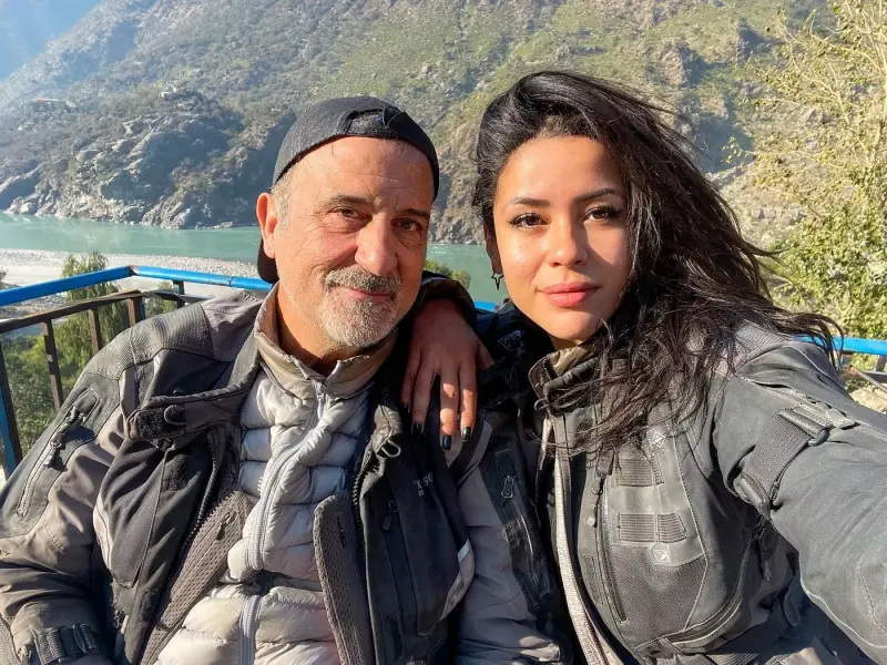 Семерых мужчин арестовали в Индии по подозрению в групповом изнасиловании туристки и нападении на её мужа. 