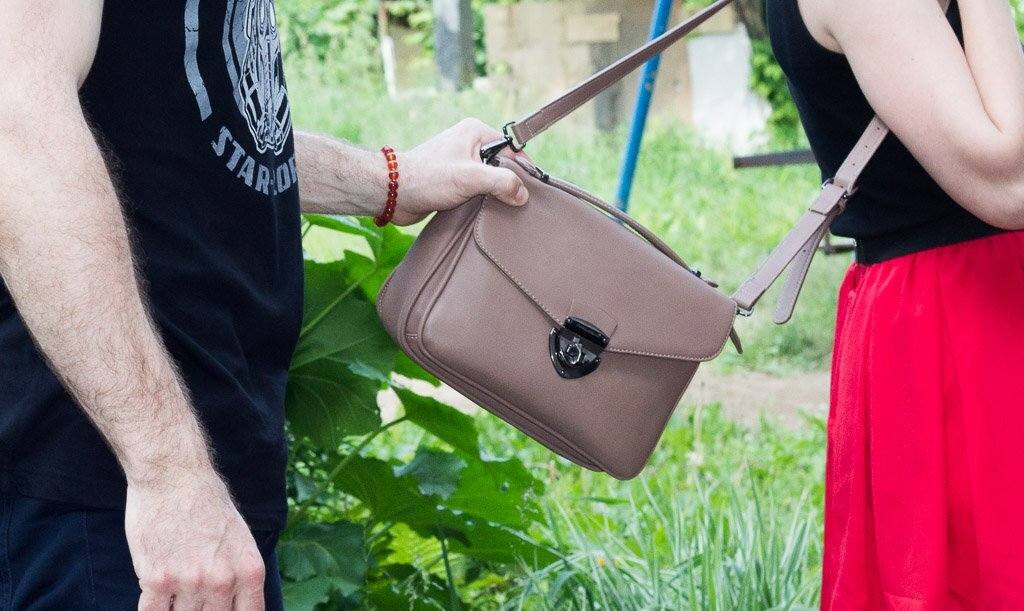 воровство в Таиланде, вор, карманник